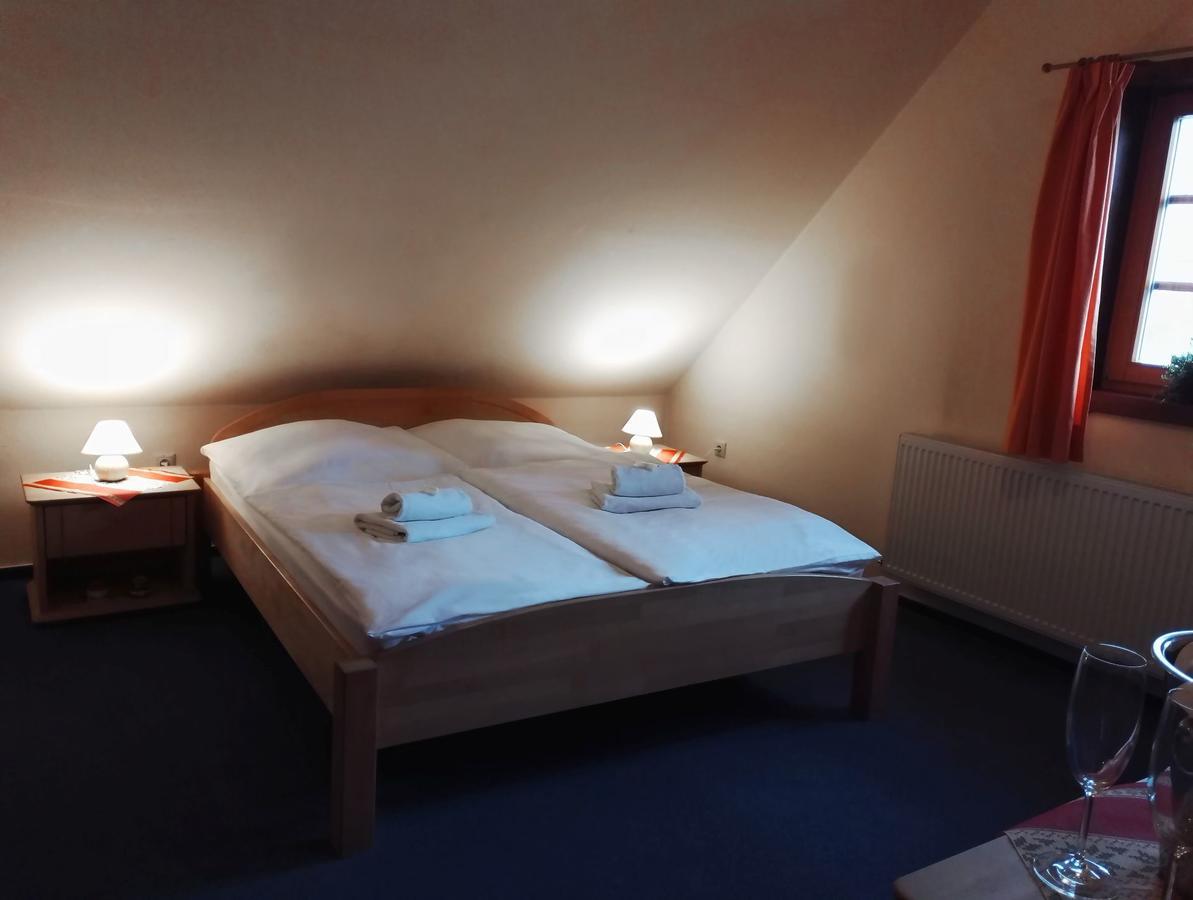 Penzion Schweintaal Bravacovo ภายนอก รูปภาพ